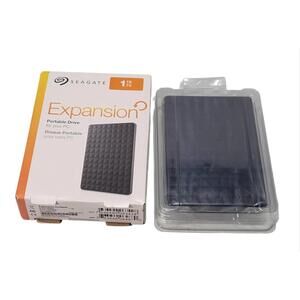 Seagate Expansion Portable 1TB, External, 2.5 inch (STEA1000400) Hard Drive NEW!